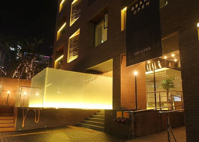 Industrie Business Hotel 3*